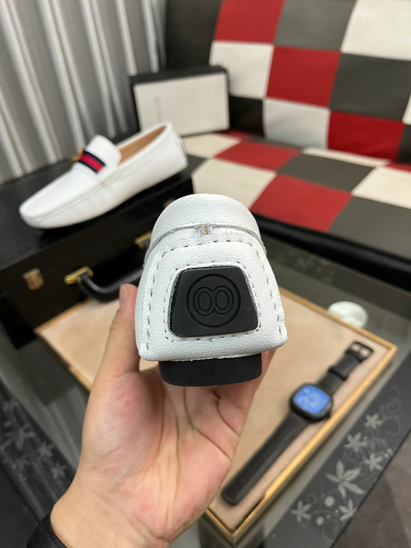 Men's shoes💰400⌚️⌚️【GUCCI Gucci】Original men's casual beanie shoes, original Italian imported special material cowhide embossed➕real first-layer sheepskin lining; equipped with precision stitching to highlight low-key luxury. The comfortable sole design ensures maximum comfort and anti-slip properties. The shoe shape is dignified and the low-key charm is not concealed! Natural and free new urbanism, size: 38-442️⃣Colors available